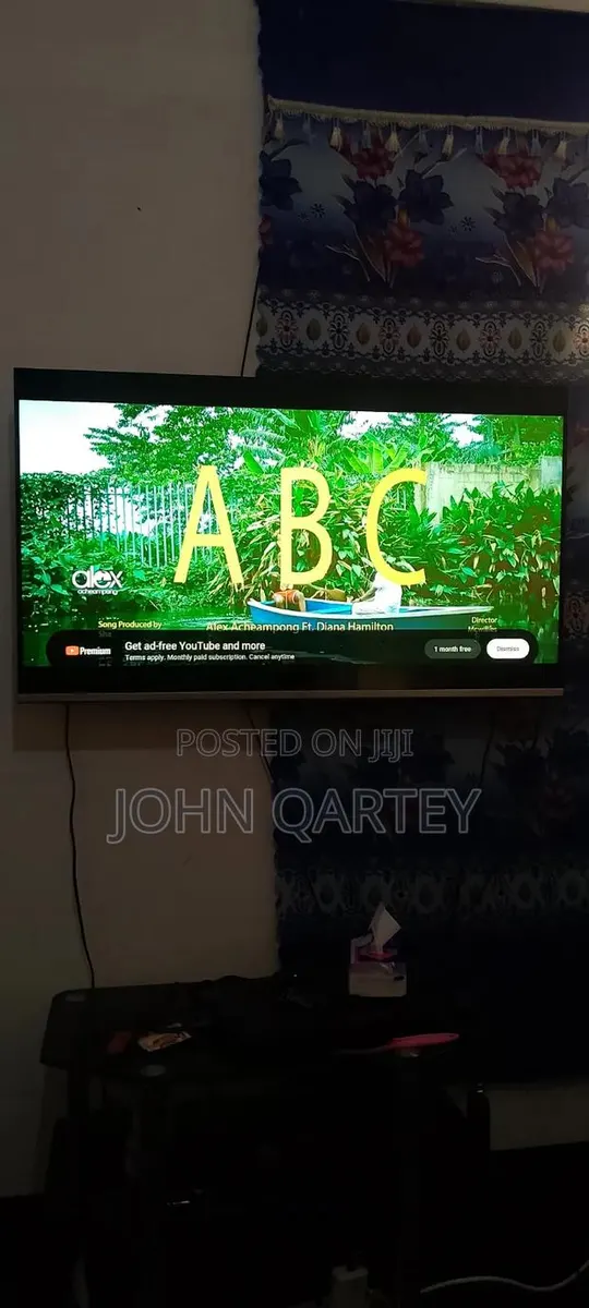 43 Inches 4k TCL Smart TV · Photo 1