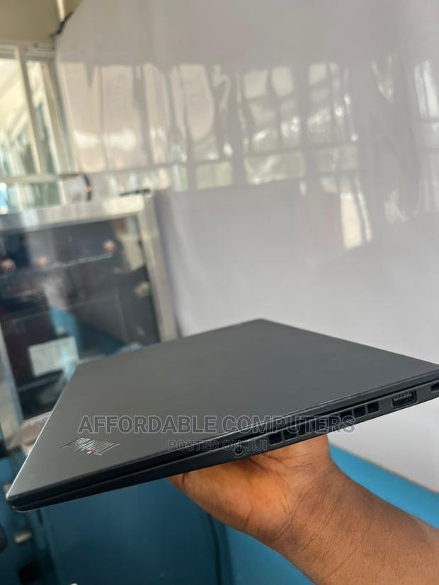 New Laptop Lenovo ThinkPad X1 Carbon 16GB Intel Core I7 SSD 256GB · Photo 2