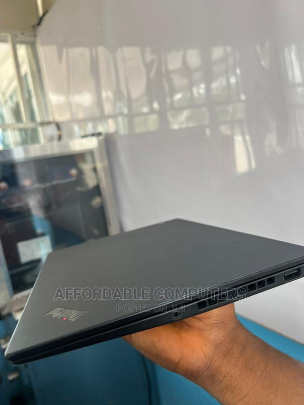 New Laptop Lenovo ThinkPad X1 Carbon 16GB Intel Core I7 SSD 256GB · Photo 6