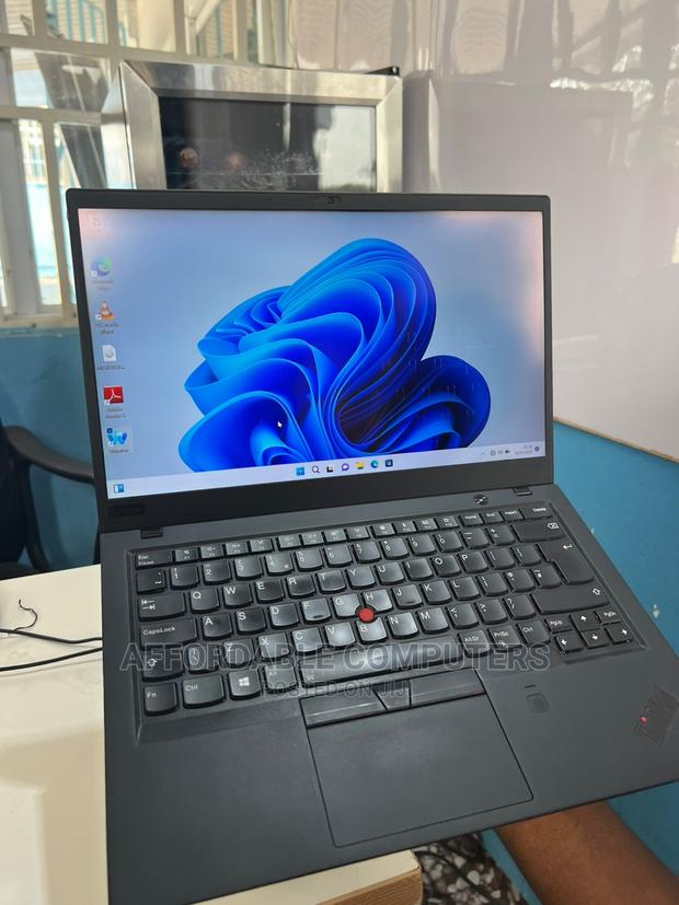 New Laptop Lenovo ThinkPad X1 Carbon 16GB Intel Core I7 SSD 256GB · Photo 7