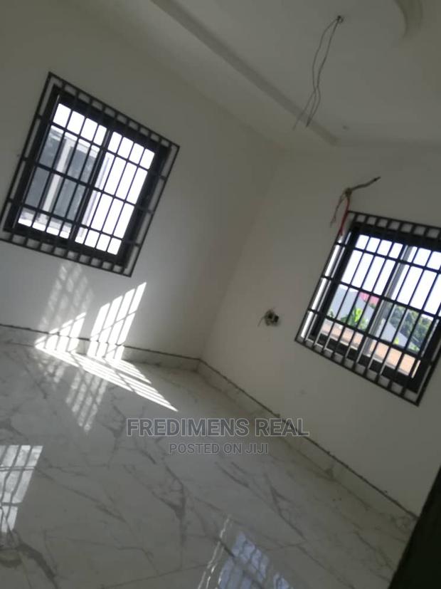 4bdrm House in Fredimens Real, Kumasi Metropolitan for Sale · Photo 3