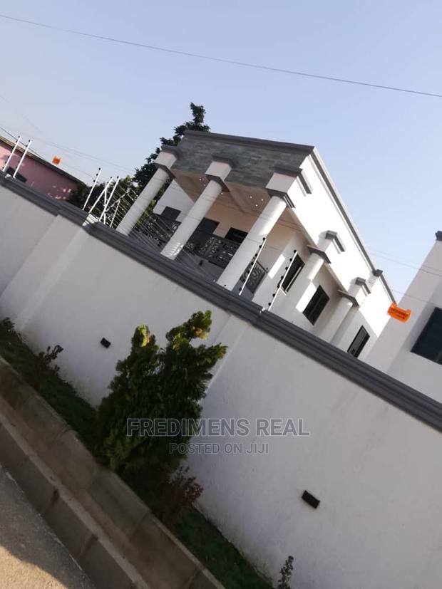 4bdrm House in Fredimens Real, Kumasi Metropolitan for Sale · Photo 4