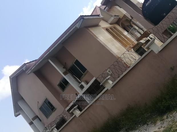 6bdrm House in Fredimens Real, Kumasi Metropolitan for Sale · Photo 6