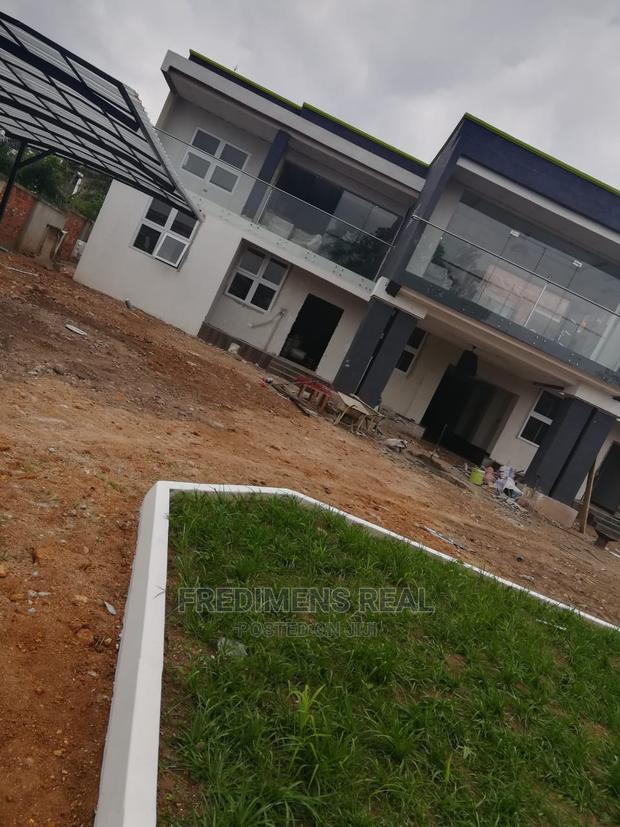 8bdrm Apartment in Fredimens Real, Kumasi Metropolitan for Sale · Photo 4