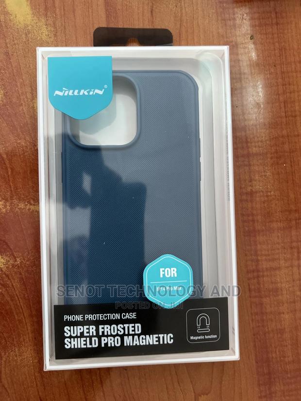 iPhone 14 Pro Max Magsafe Case · Photo 1