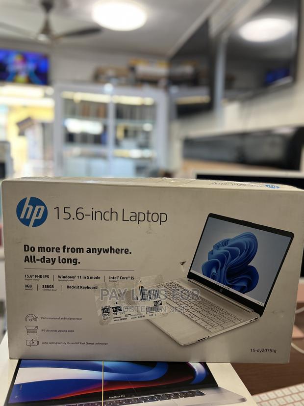 New Laptop HP 15-dy2075tg 8GB Intel Core i5 SSD 256GB · Photo 1
