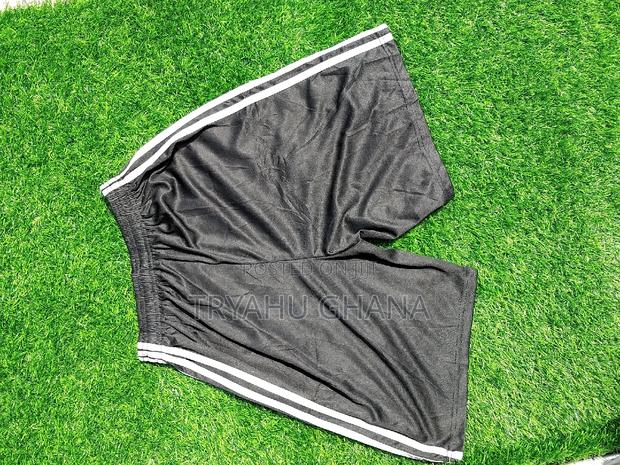 Football Jersey Shorts · Photo 3