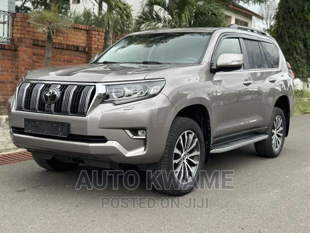 Toyota Land Cruiser Prado 2.7 2018 Gray · Photo 1