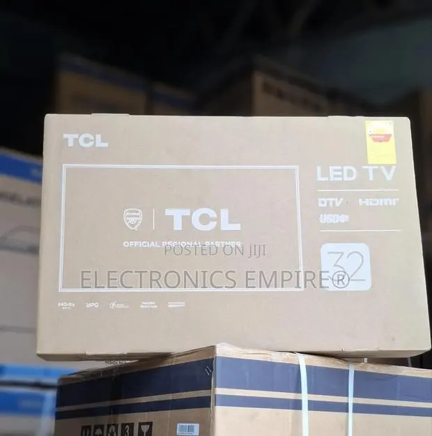 TCL 32" FHD Digital Satellite · Photo 1