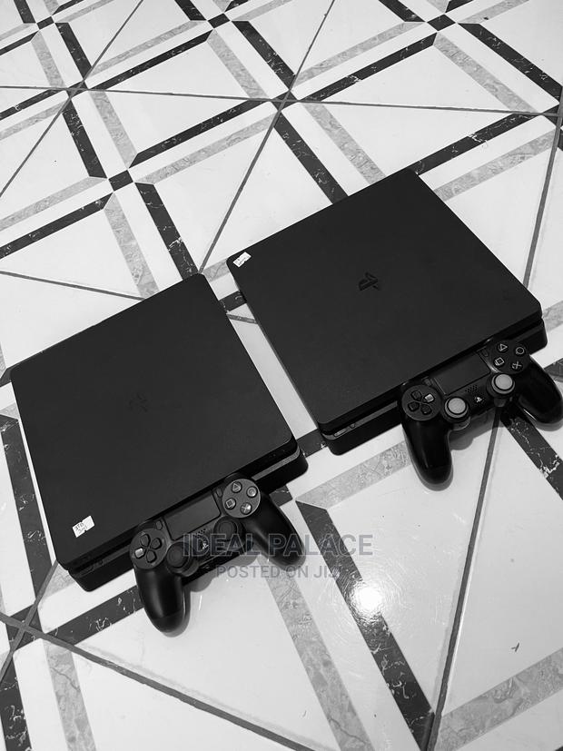 Slim With 8 Games · Photo 1