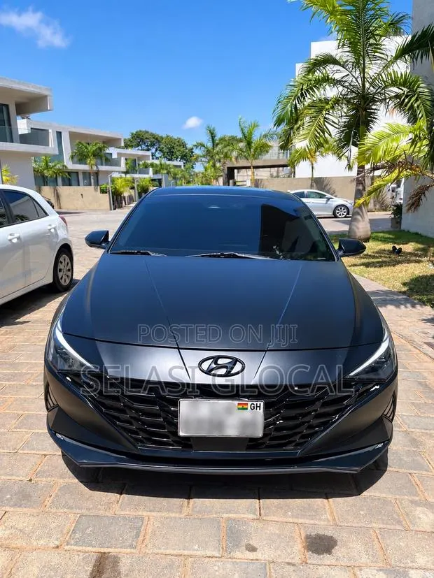 Hyundai Elantra Limited 2021 Black · Photo 1