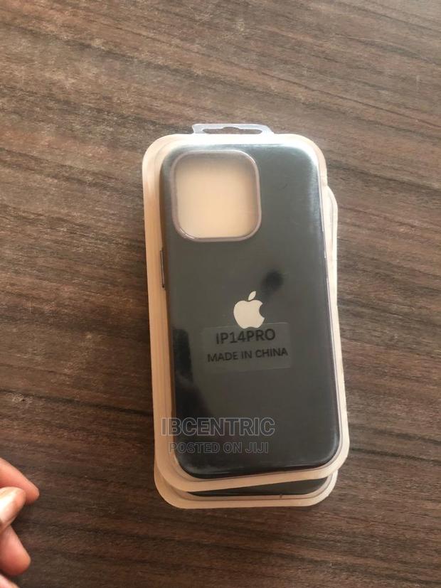 iPhone Silicone Cases · Photo 4