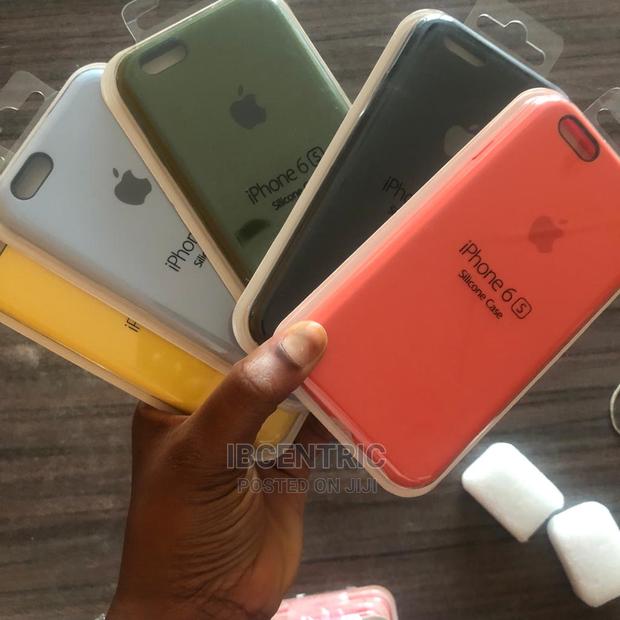 iPhone Silicone Cases · Photo 1
