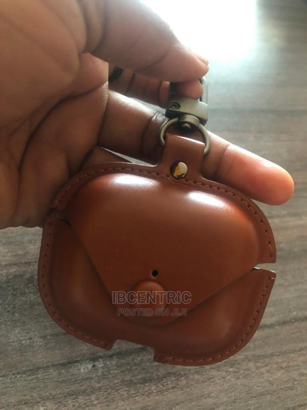 Bluetooth Earphone Case · Photo 1