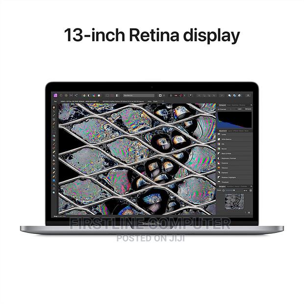 New Laptop Apple MacBook Pro 2022 M2 8GB Intel Core I7 SSD 512GB · Photo 4