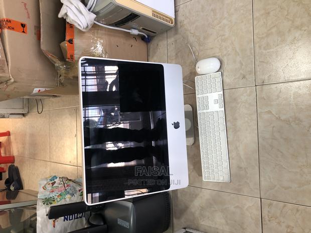 Desktop Computer Apple iMac 2GB Intel Core 2 Duo HDD 250GB