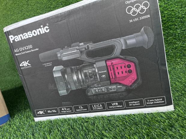 AG-DVX200 Panasonic Camcorder · Photo 1