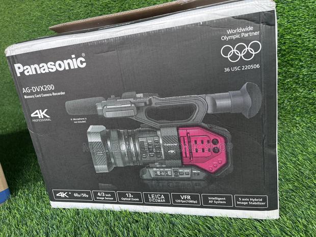 Panasonic AG-DVX200 Camcorder With Four Thirds Sensor And · Photo 1