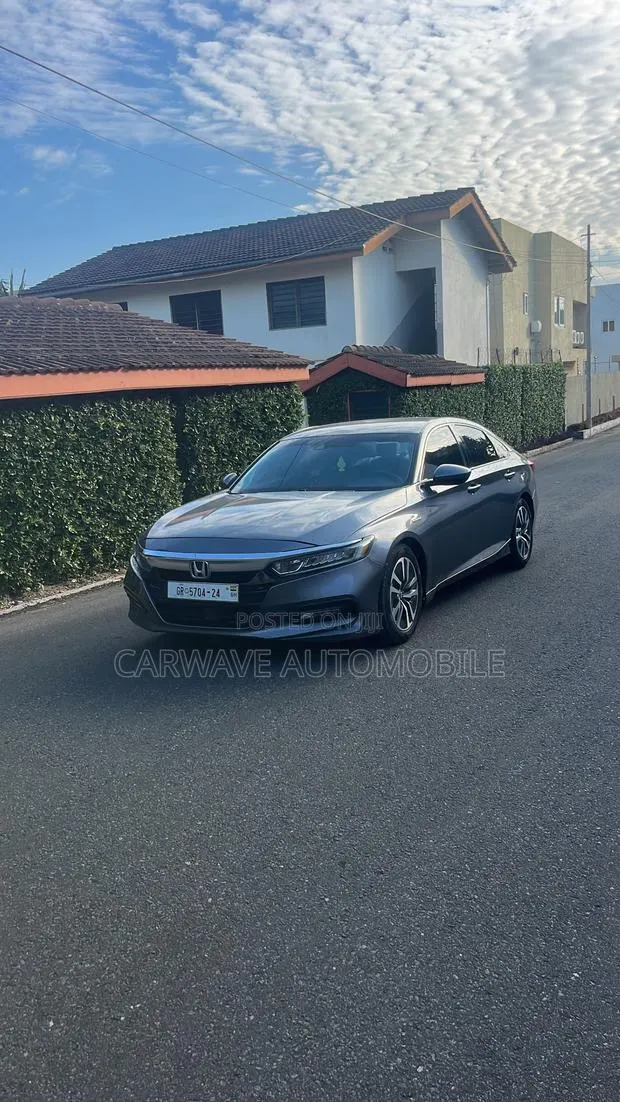 Honda Accord EX 1.5T 2020 Silver · Photo 1