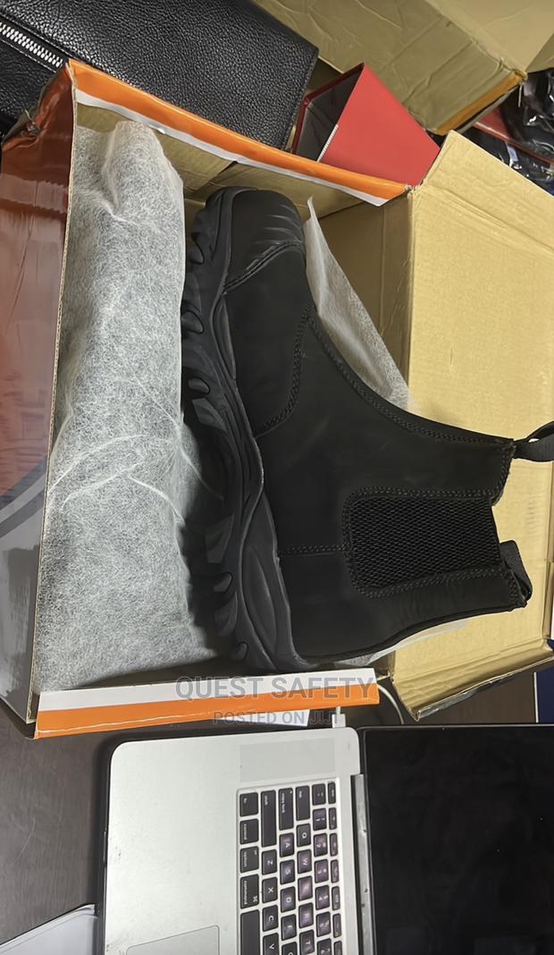 Alpha Safety Boot · Photo 2