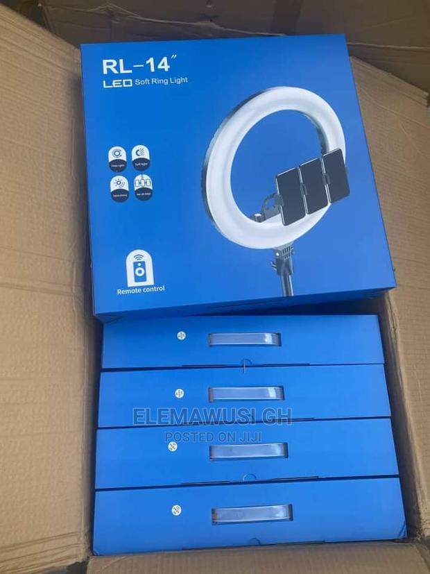 14 Inches Ring Ligt LED · Photo 3