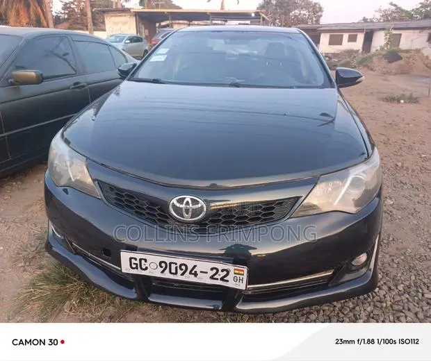 Toyota Camry 2012 Black · Photo 1