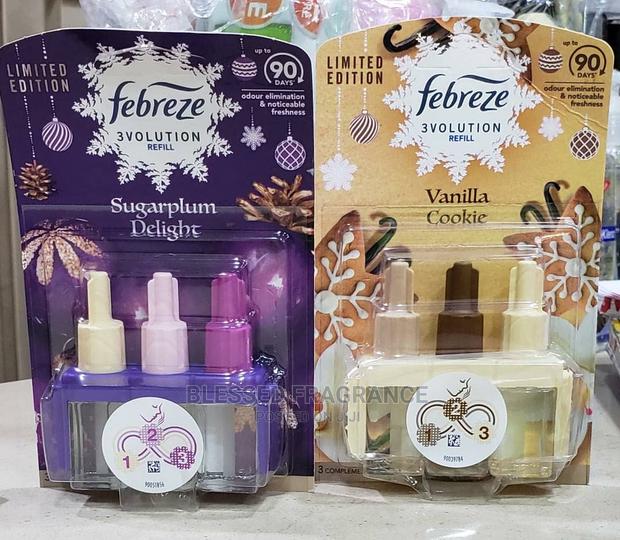 Ambi Pur Three Volution /Febreze Plugin Refills · Photo 1