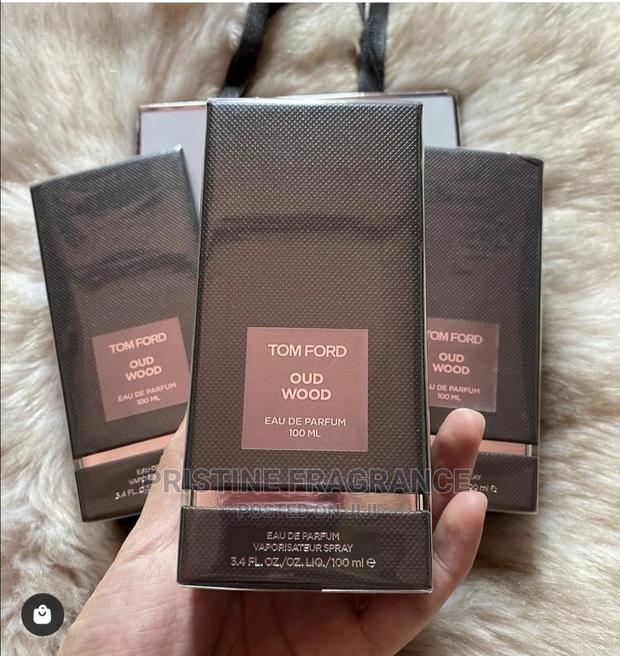 Tom Ford Oud Wood · Photo 1