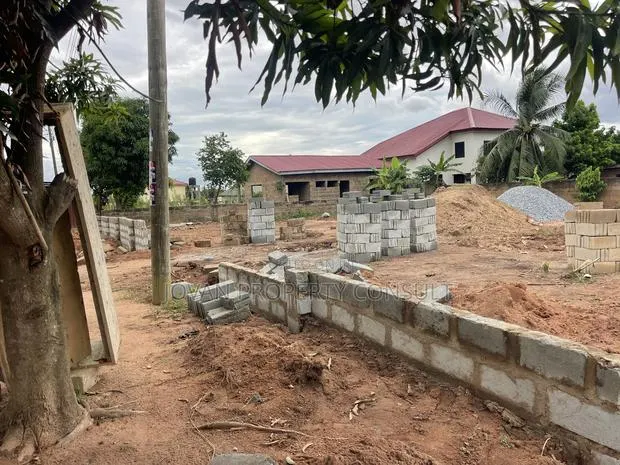 Title Land for Sale at Amasaman Tv3 Going for 500,000 Cedis.