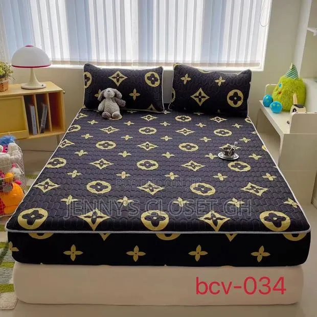 Double Size Mattress Cover · Photo 1