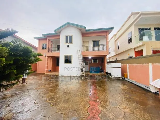 65/80 Old House Land for Sale at Dzorwulu · Photo 1