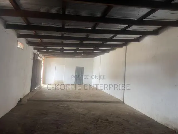 240 SQM Warehouse at North Kaneshie Industrial Area · Photo 1