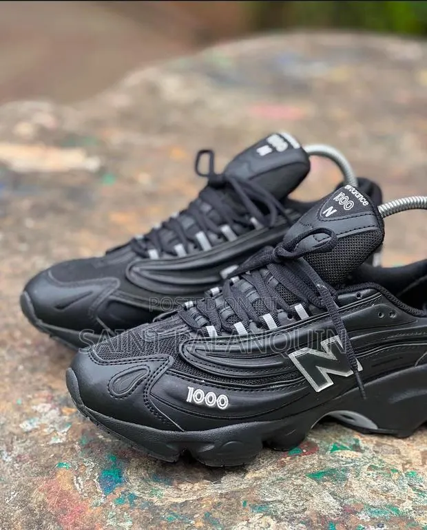 New Balance 1000 · Photo 1