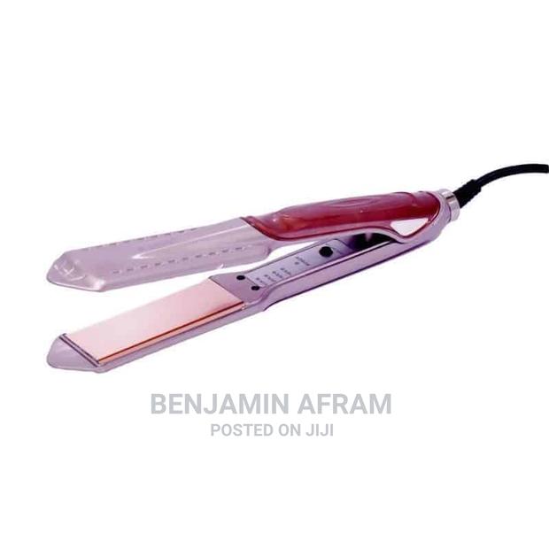Best Kemei Hair Straightener · Photo 1