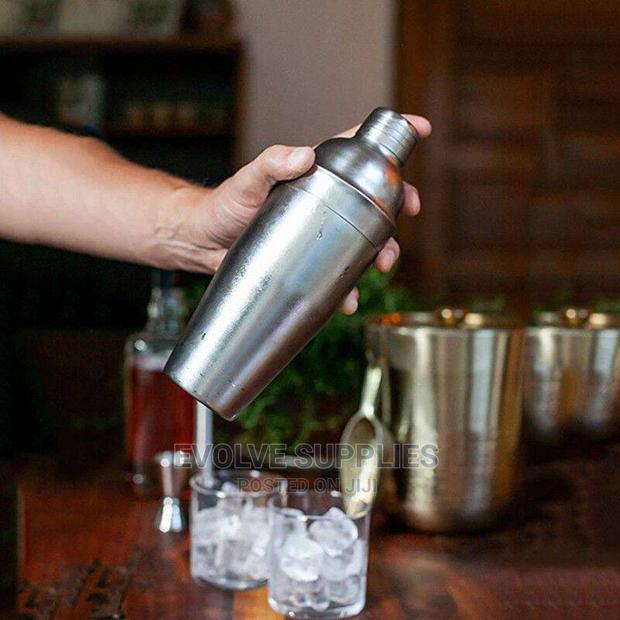 750ml Cocktail Shaker · Photo 2