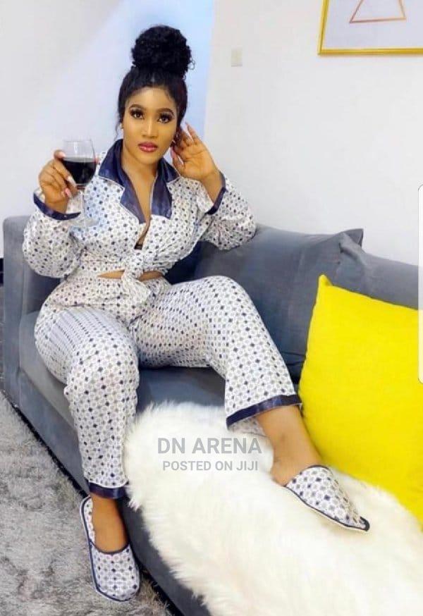 Quality Pajamas With Indoor Slippers · Photo 5