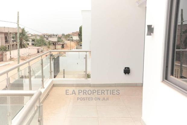 3bdrm House in E a Properties, Ability for Sale · Photo 2