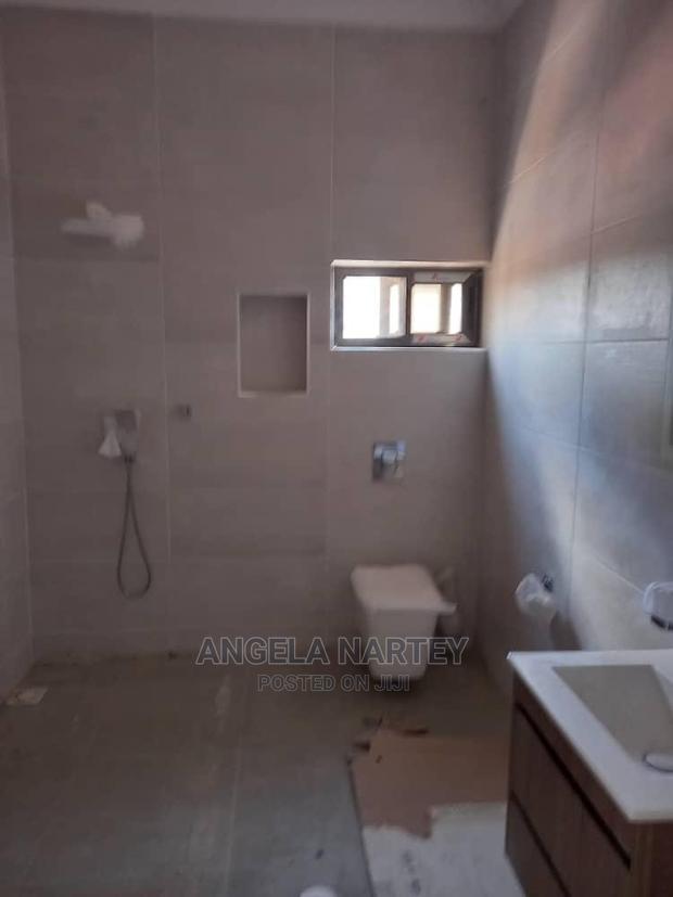 4bdrm House in Sakumono Estates, Tema Metropolitan for Sale · Photo 5