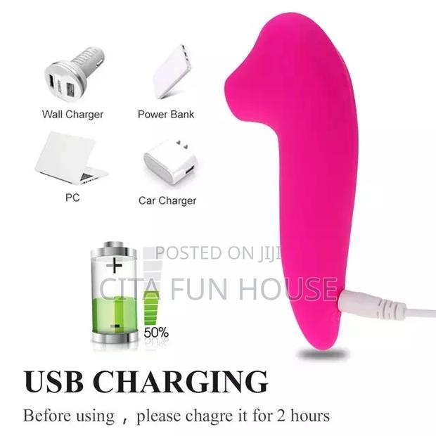 Clit / Nipple Sucking Vibrator · Photo 3