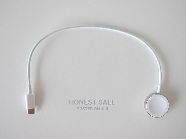 Iwatch 1M Usb-C Magnetic Charging Cable · Photo 2