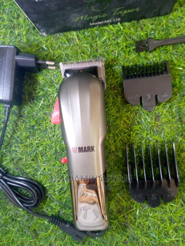 Rechargeable Super Shape Blade Hair Clippers · Photo 2