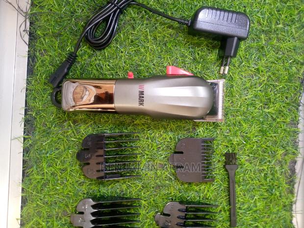 Rechargeable Super Shape Blade Hair Clippers · Photo 4