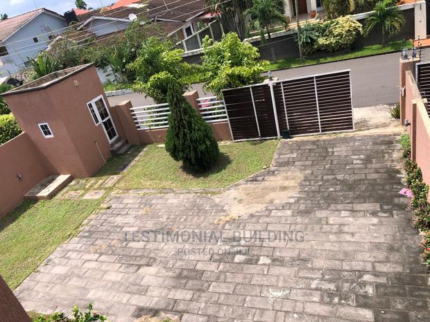 4bdrm House in Testimonial Building, a C Mall Area for Rent · Photo 4