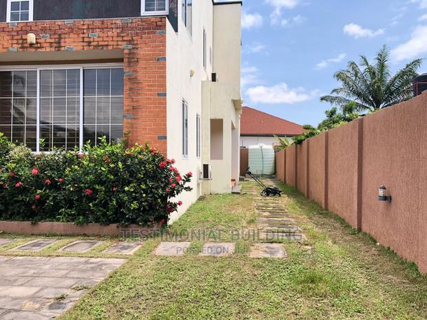 4bdrm House in Testimonial Building, a C Mall Area for Rent · Photo 1