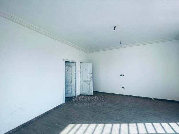 4bdrm Duplex in Dr Roko, Adjiriganor for Sale · Photo 8