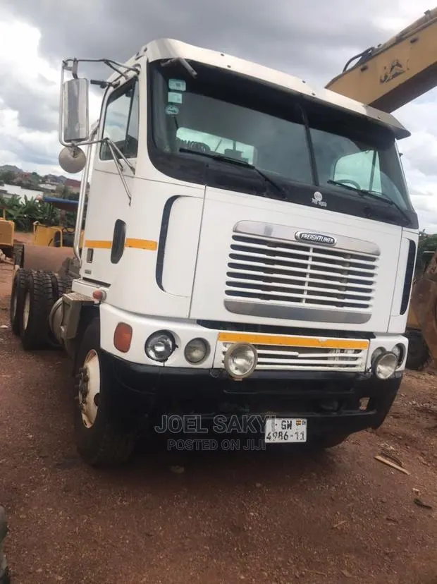 Lowbed for Rent · Photo 3