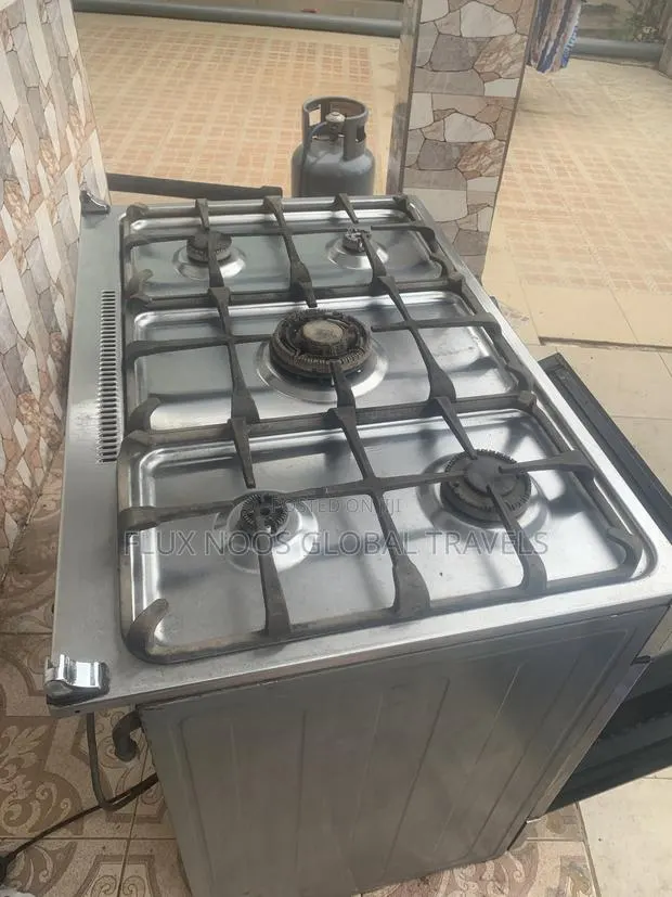 Used High Quality Midea 5 Burner Gas Cooker With Oven Grill. · Photo 1