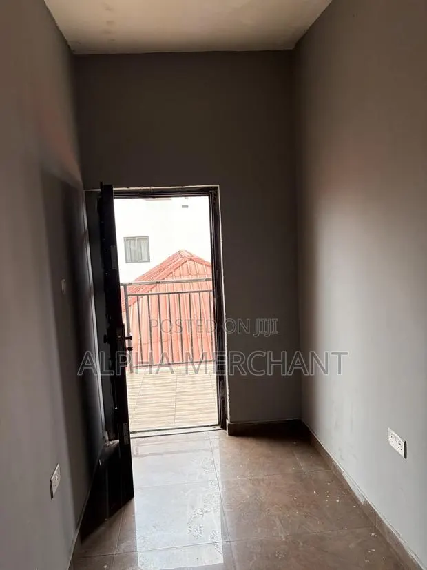 2bdrm Apartment in School Junction for rent · Photo 1