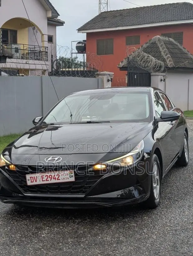 Hyundai Elantra 2021 Black · Photo 1