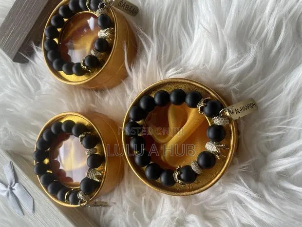 Custom Beaded Bracelet · Photo 1